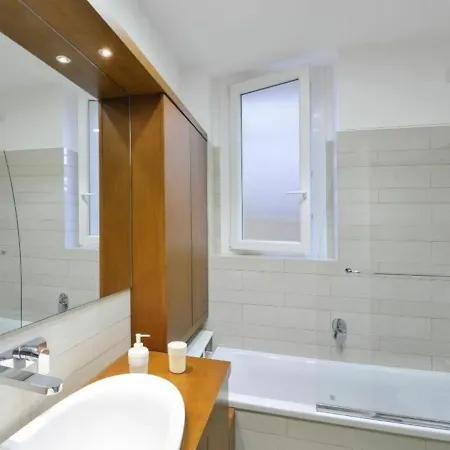 Olmetto By Halldis Apartment