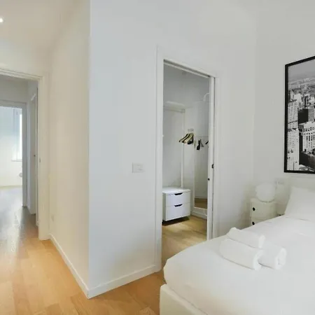 Olmetto By Halldis Apartment Milan